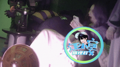 戚薇忙拍广告，李承铉带女儿去自家餐厅，lucky路边起舞萌态十足